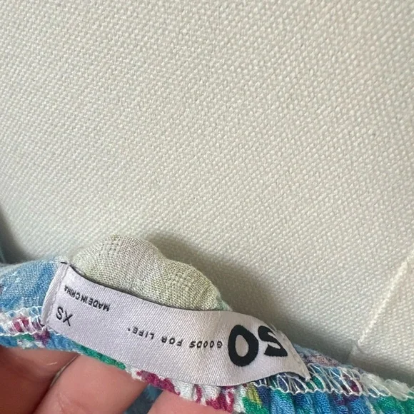 SO Floral Blue Blouse - Picture 5 of 5